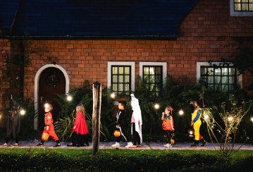 Conseils de sécurité de l’Halloween pour les enfants, les propriétaires de 