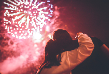 Conseils de sécurité pour les feux d’artifice et importance de connaître la loi et vos responsabilités