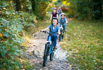 Cinq conseils pour circuler à deux roues de façon sécuritaire